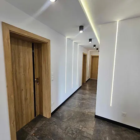 Noclegi Apart Gorlice Daire *